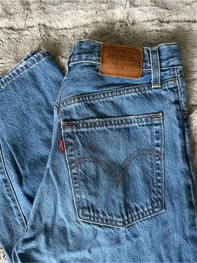 Levi's Premium Ribcage Straight Ankle Jeans Women’s Medium Wash